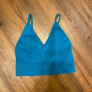 turquoise crop top
